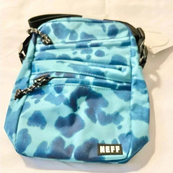 Neff Momentum Crossbody  Bag - NWT  Blue &  Blue bag width 8 “NWT - Picture 2 of 5